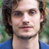 Дэниел Шарман — Troy Otto