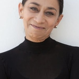 Beatriz Monroy — Crisanta