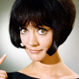 Amanda Barrie — Beverley Tull