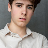 Elliot Grihault — Wesley Jr. (voice)