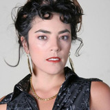 Sandra Reyes — Amparo Cadenas