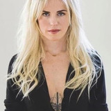 Josje Huisman — Herself