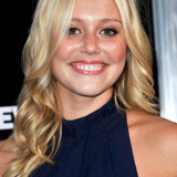 Джулианна Гуилл — Christie Dewitt