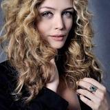 Francesca Cavallin — Linda Canovi