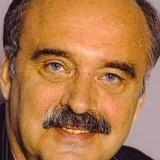 Valeriy Zhakov — отец Медведева