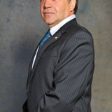 Tito Valverde — Comisario Gerardo Castilla