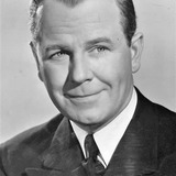 Regis Toomey — Detective Lester Hart