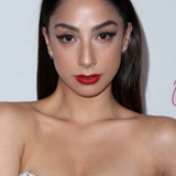 María Chacón — Rebeca Chávez