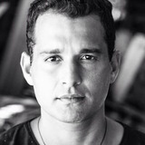 Daniel Ávila — Bruno Vilela