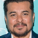 Джейкоб Варгас — Dr. Roberto Martinez (voice)