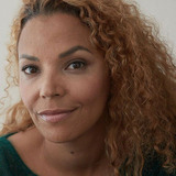 Amira Khalifa — Eläinlääkäri