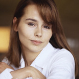 Tara Fitzgerald — Mrs. Reed