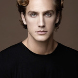 Eugenio Siller — Cristóbal Parker Salas