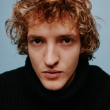 Aliocha Schneider — Tom