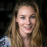 Zsigmond Emőke — Jane Austen