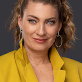 Adriana Arango — Rectora