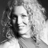 April Ritzenthaler — La Muerta