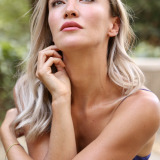 Selin Deveci — Nadya