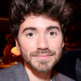 Noah Galvin — Dr. Asher Wolke