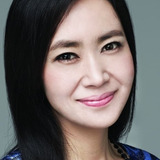 Kim Sun-kyung — Hogae's stepmother