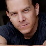 Christian Hoff — Freckles / Pee Wee (voice)