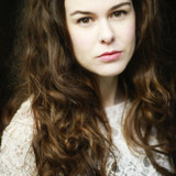 Emma Noakes — DS Izzy Rawlings