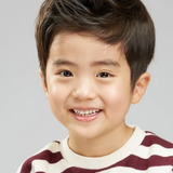 Park Si-wan — Cha Yo Han (child)