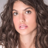 Giovanna Grigio — Gerusa Aguillar