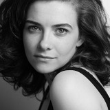 Sara Vickers — Davina Porter
