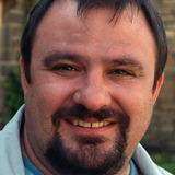 Виктор МакГуайр — Mark Webber