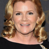 Mare Winningham — Lynne Young