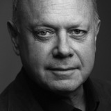 Джонатан Кой — Nick Davies' Dad