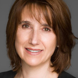 Carmen Beato — Elvira de De Alba