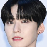 Ли Гон Хи — Himself - ONEUS