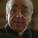 Silvio Orlando — Cardinal Voiello