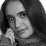 Luciana Vale — Angie