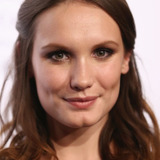 Ana Girardot — Anne Mareuil