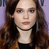 Oona Laurence — Hedgehog (voice)