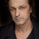 Питер О'Брайен — Carl