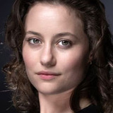 Dominique Devenport — Johanna Gabathuler