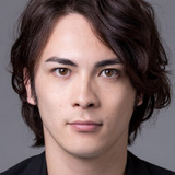 冨森ジャスティン — 大文字隼