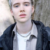 Морган Дейвис — Koby