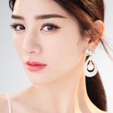 Хуан И — Chou Jiarong
