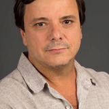 Thelmo Fernandes — Pedro Leal