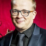 Sven De Leijer — Host