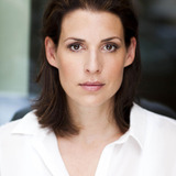 Elena Uhlig — Yasmin Wegener