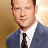Dermot O'Leary — Self - Presenter