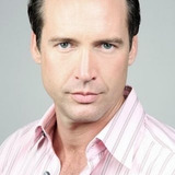 Andrés García Jr. — Víctor