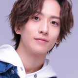 吉高志音 — Shin Kashiwagi (voice)