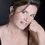 Claire Guyot — Samantha "Sam" Simpson (voice)